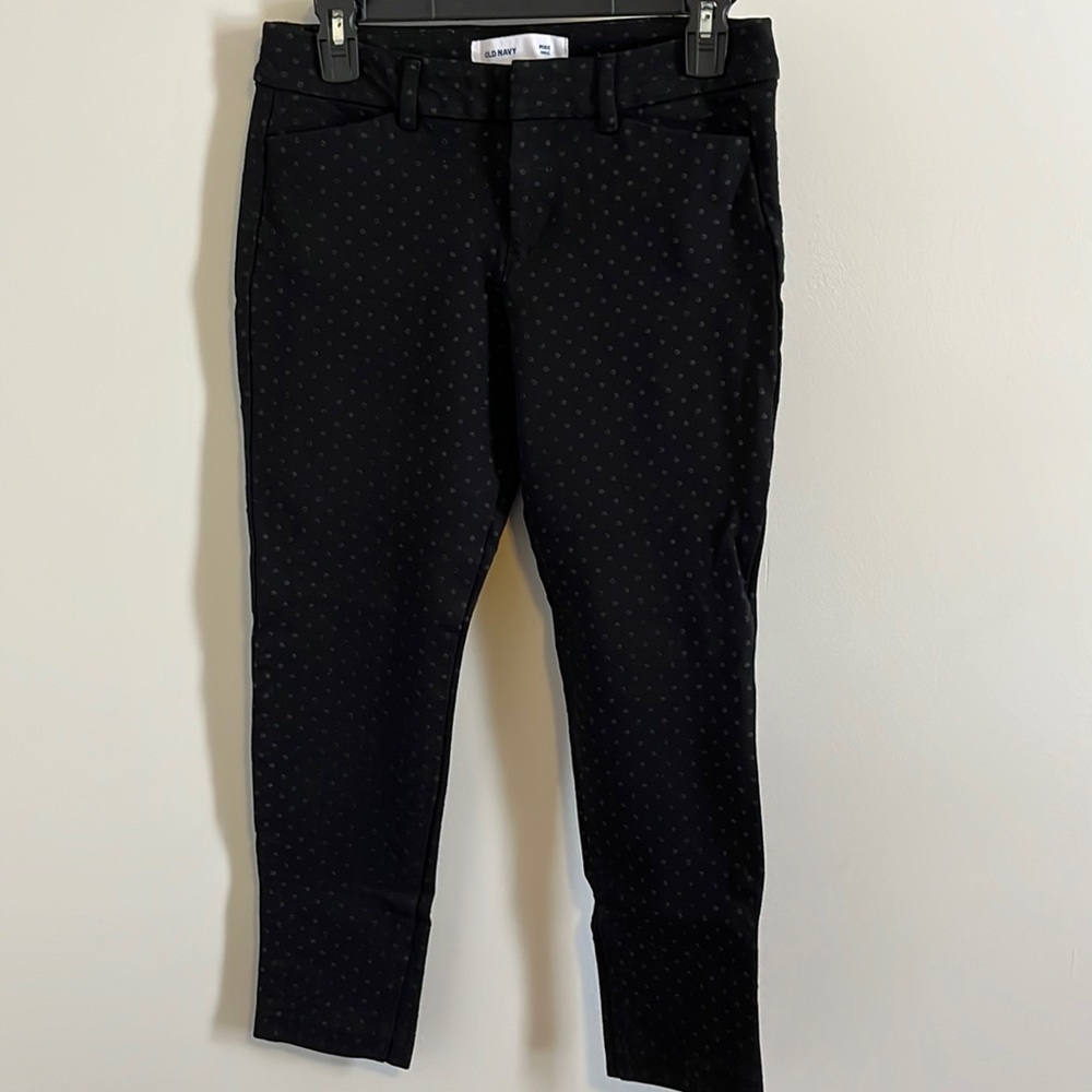 Old Navy Pixie Ankle Pants